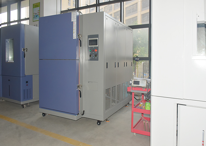 高低溫沖擊試驗箱預防漏電基礎知識(圖1) 高低溫沖擊試驗箱預防漏電基礎知識(圖1)