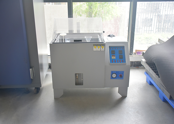 復(fù)合鹽霧試驗箱各部位加水位的標準(圖1)